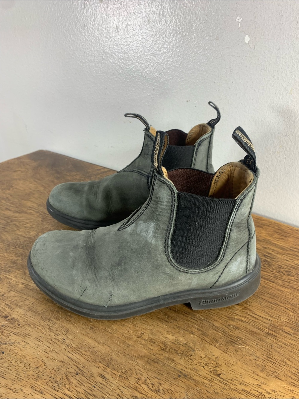 Blundstone kids boots